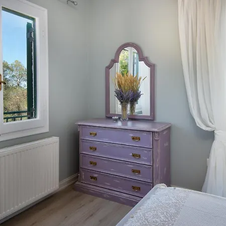 Levanda Villa Longos (Paxos)